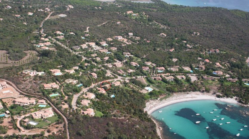 Jolie villa de 200 m² vue sur mer et accès direct à la plage