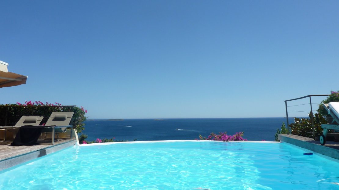 location villa de luxe piscine vue panoramique porto vecchio sud corse palombaggia