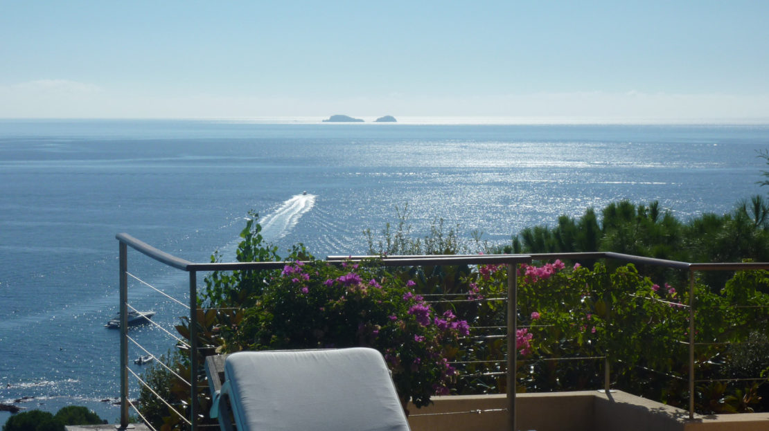 location villa de luxe piscine vue panoramique porto vecchio sud corse