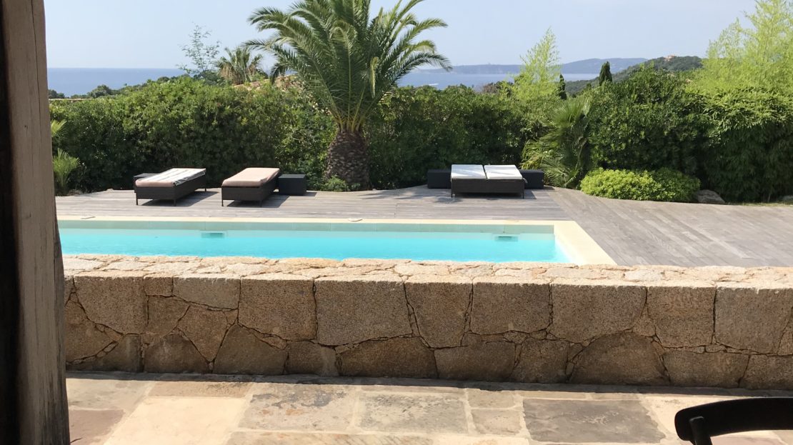 vente et location de villas de luxe vue mer et piscine domaine d'araso corse du sud