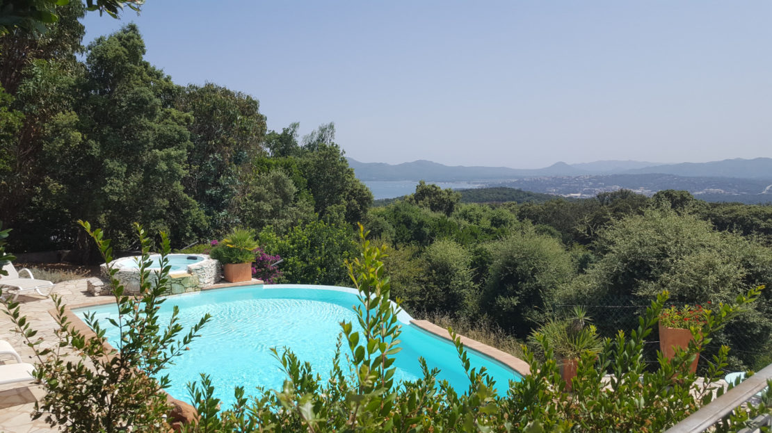 villa avec piscine vue panoramique porto vecchio location et vente delta immobilier
