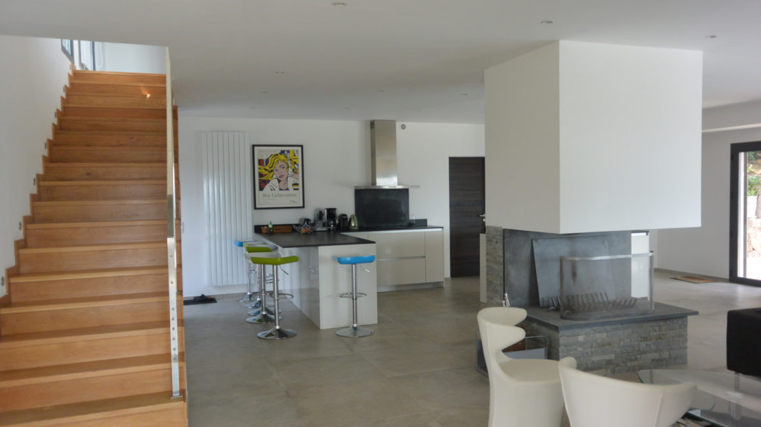 salon cuisine vente villa de luxe saint cyprien corse du sud