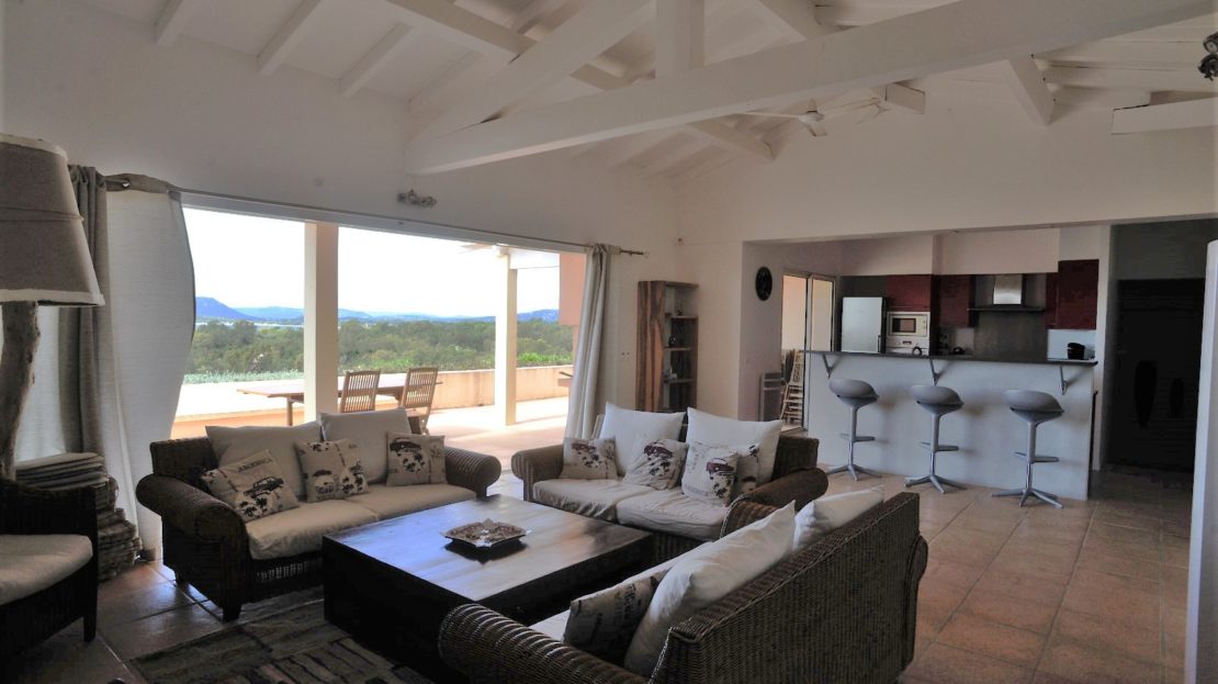 villa avec piscine vente