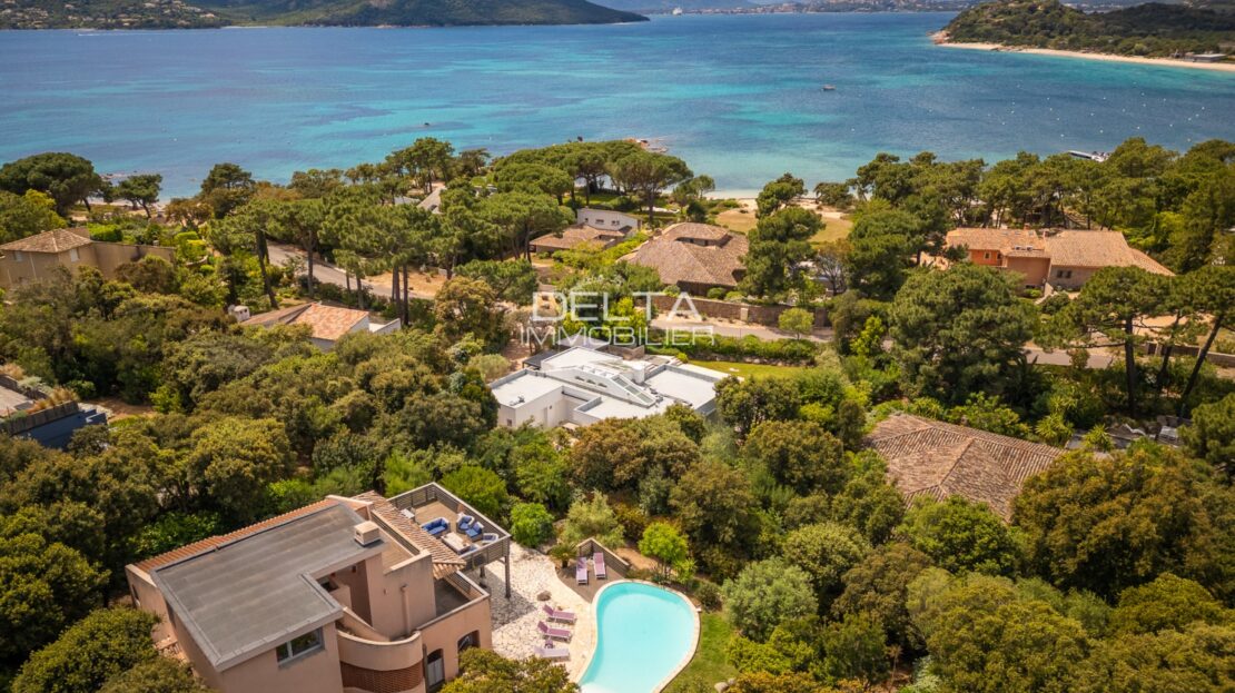 Domaine CALA-ROSSA: villa à 100 m de la mer