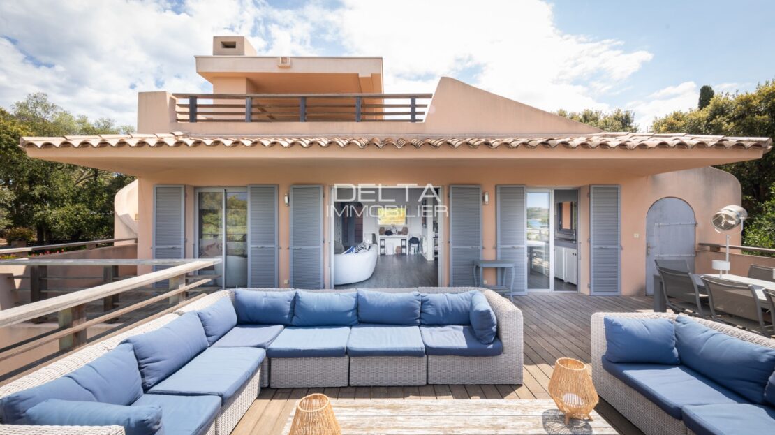 Domaine CALA-ROSSA: villa à 100 m de la mer
