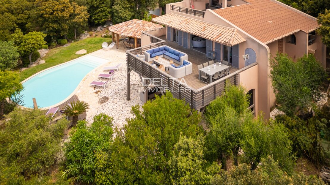 Domaine CALA-ROSSA: villa à 100 m de la mer