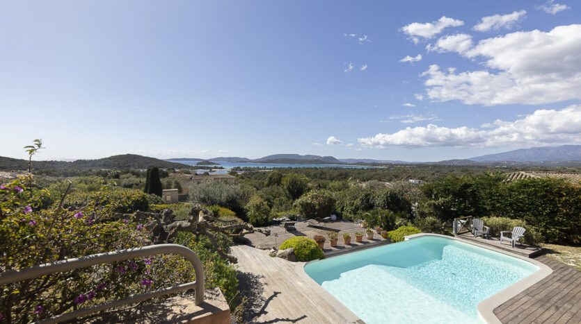 Vente Villa Dominant la baie de Saint Cyprien