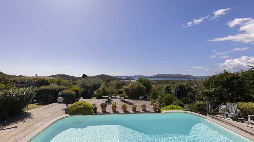 Vente Villa Dominant la baie de Saint Cyprien