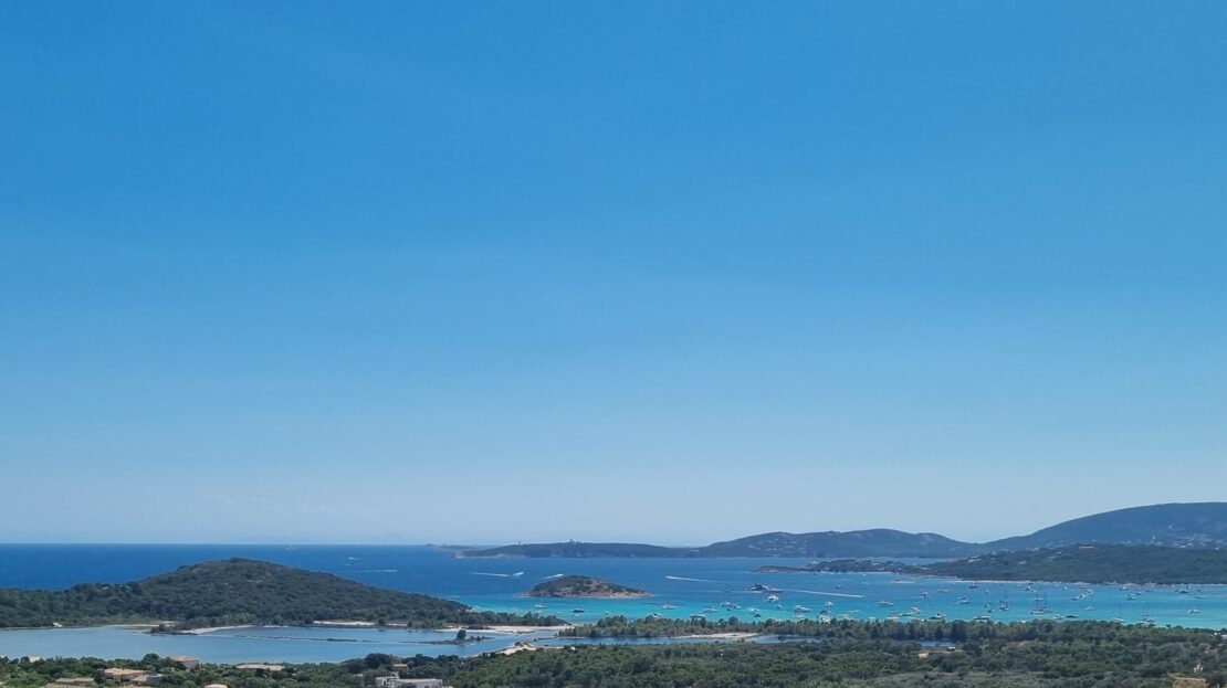 vente-villa- vue panoramique-saint-cyprien-piscine-4chambres-plage cabanon-bleu