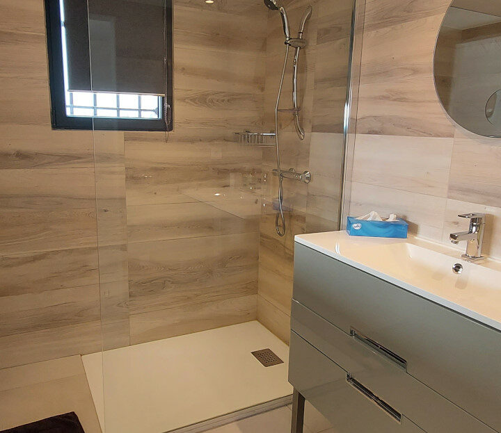 Villa récente à Saint Cyprien, à vendre