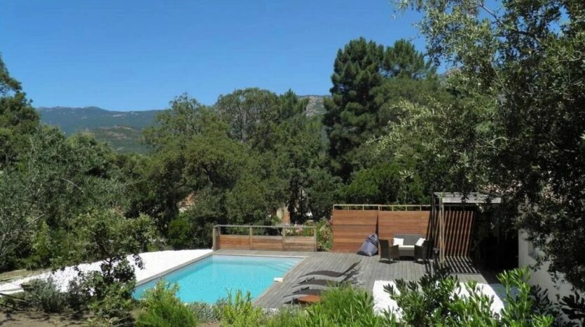 vente maison avec piscine à proximité de Porto-Vecchio